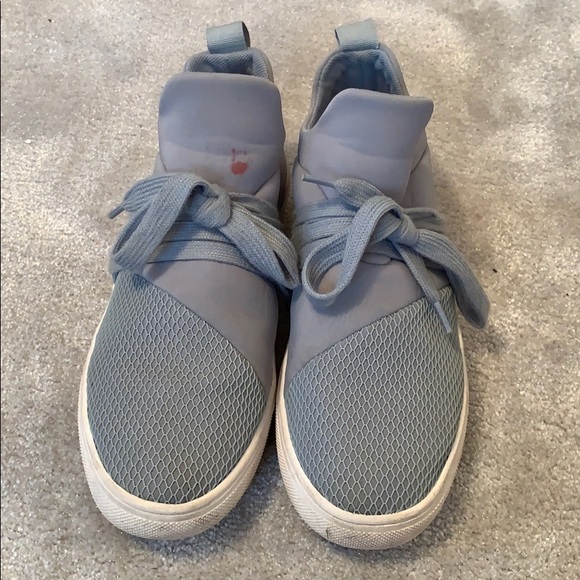 steve madden women's lancer athletic sneakers